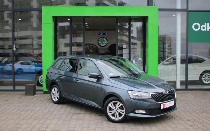 Skoda Fabia cena 41900 przebieg: 126331, rok produkcji 2019 z Sztum małe 466